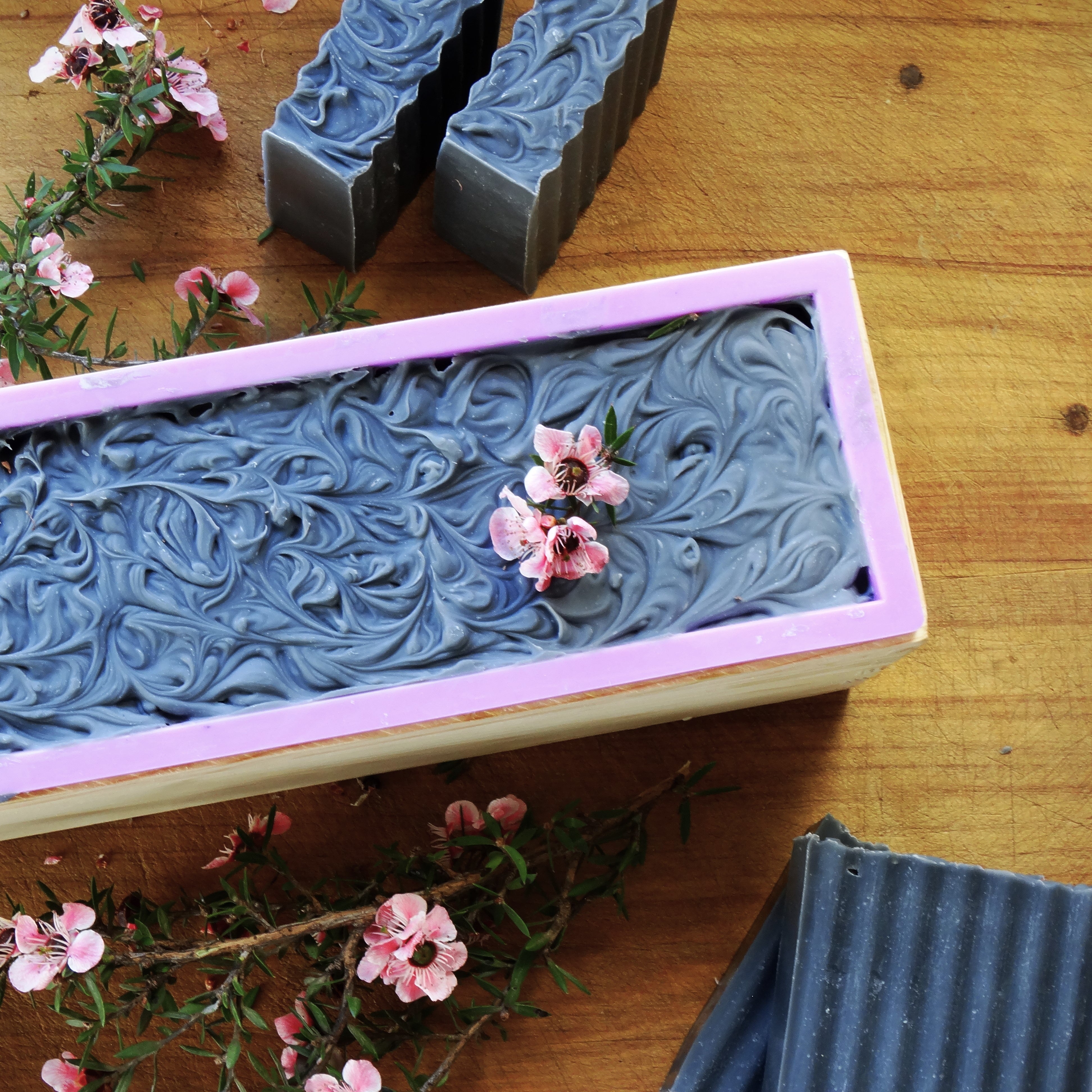 Tallow Soap- Charcoal and Tea Tree