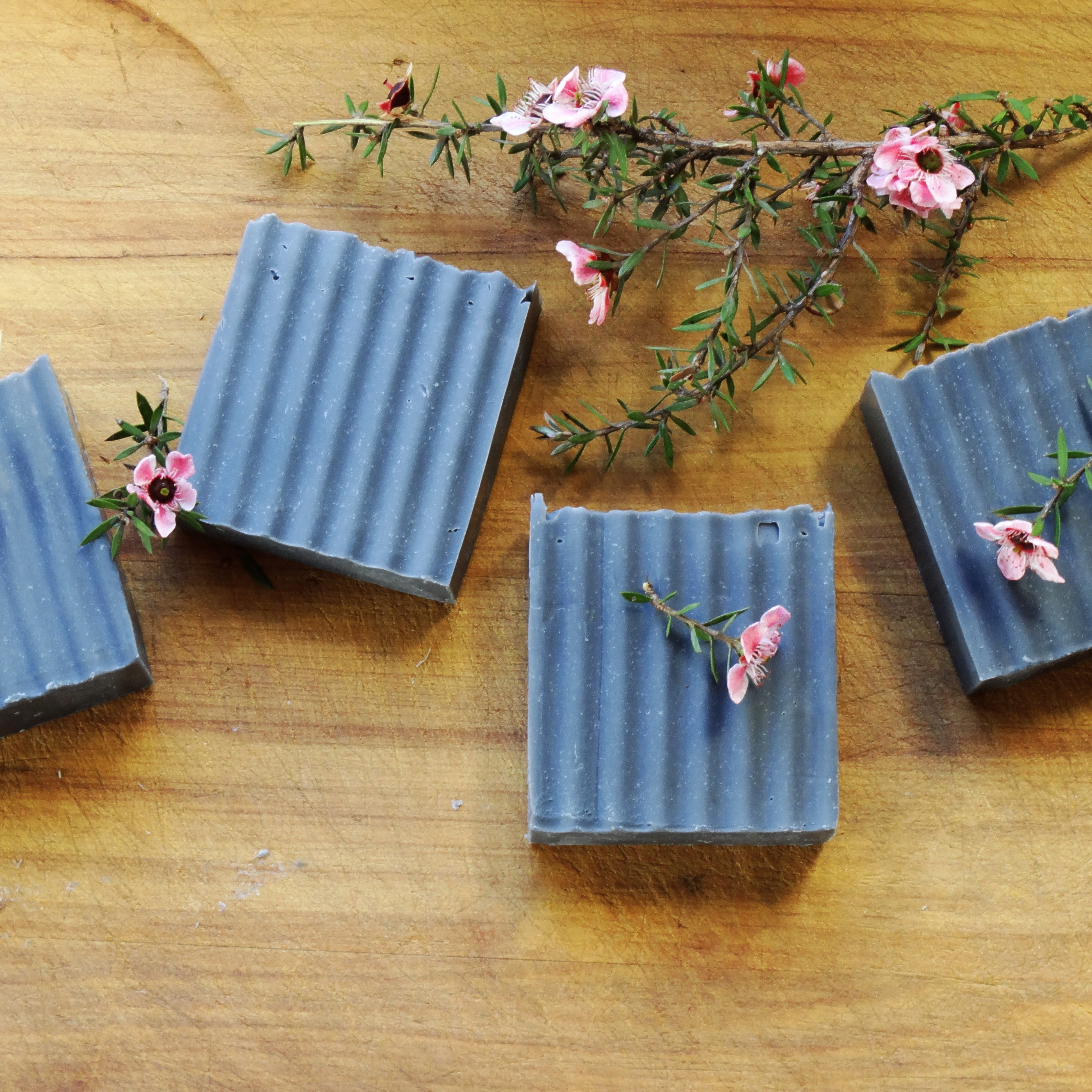 Tallow Soap- Charcoal and Tea Tree